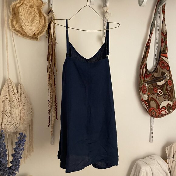 Linen Beach Coverup - Picture 3 of 4